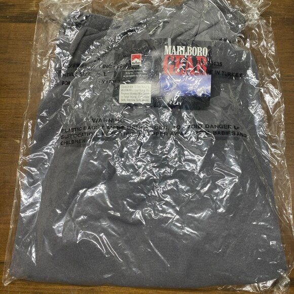 Vintage Marlboro Grey Thermal Long Sleeve Shirt L NEW W/ TAGS And Original Bag - Picture 1 of 5